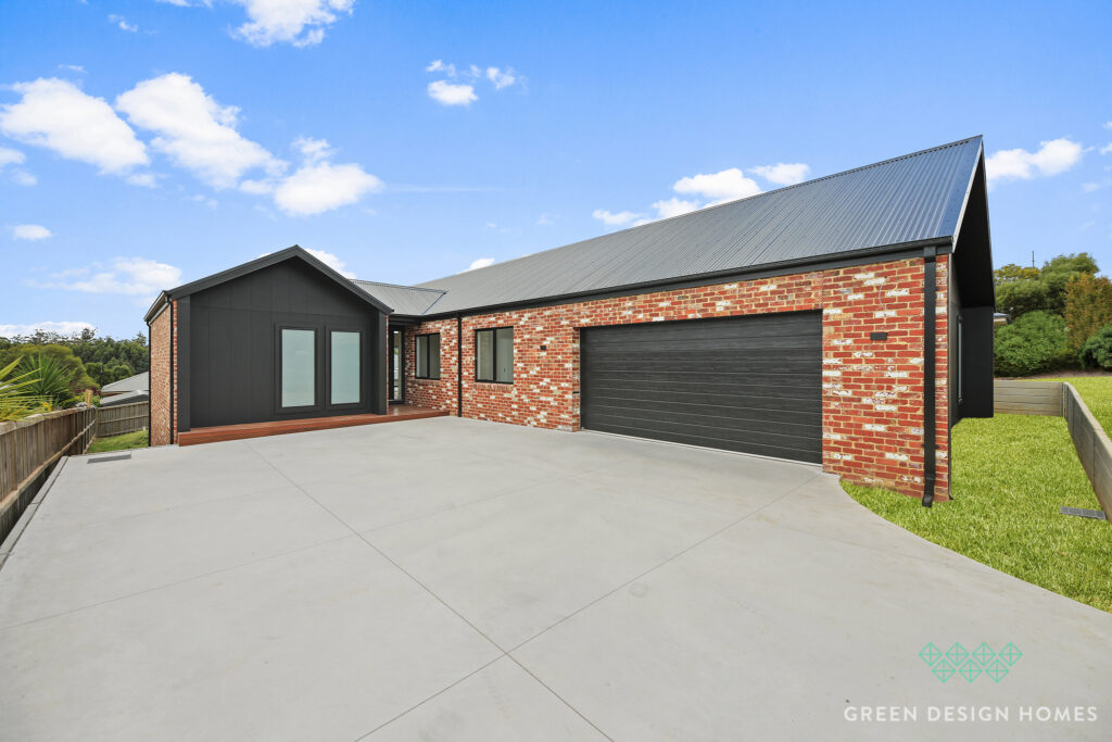 WEB 65EmpireAvenueDrouin