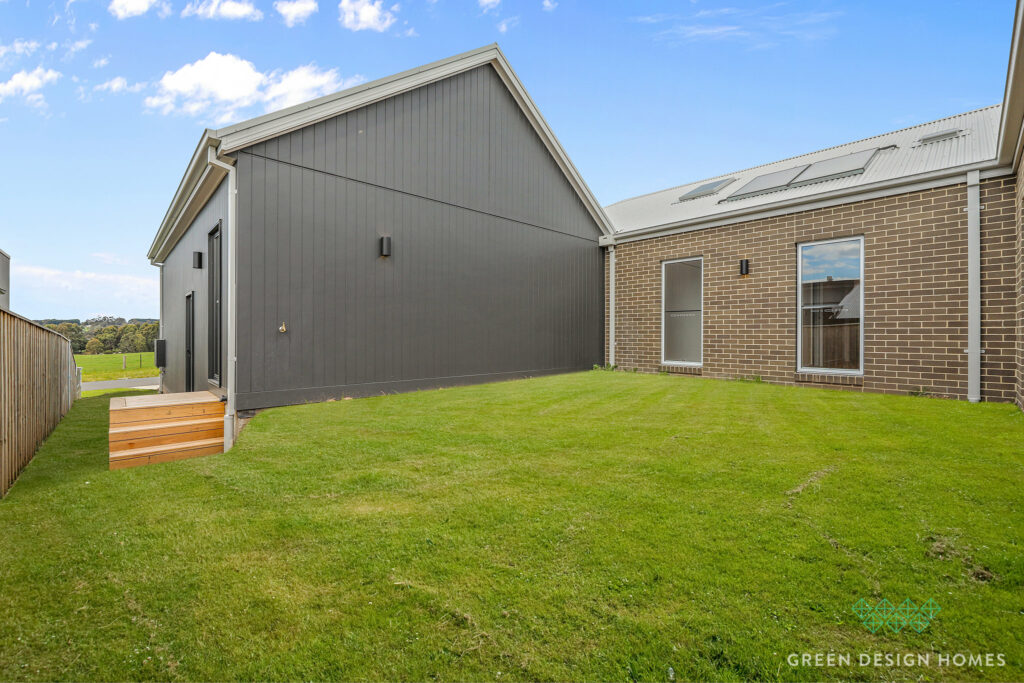 WEB 87DunbarRoadTraralgon